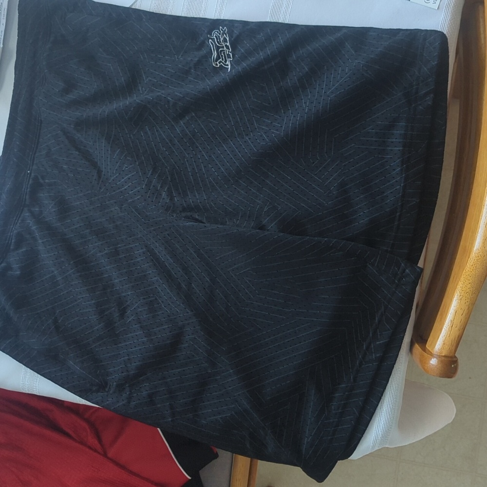 FOX shorts